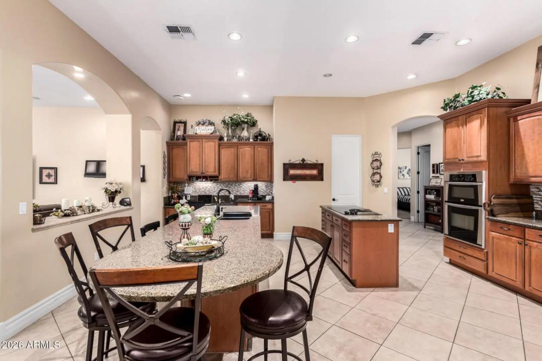 Real Estate Picture 13