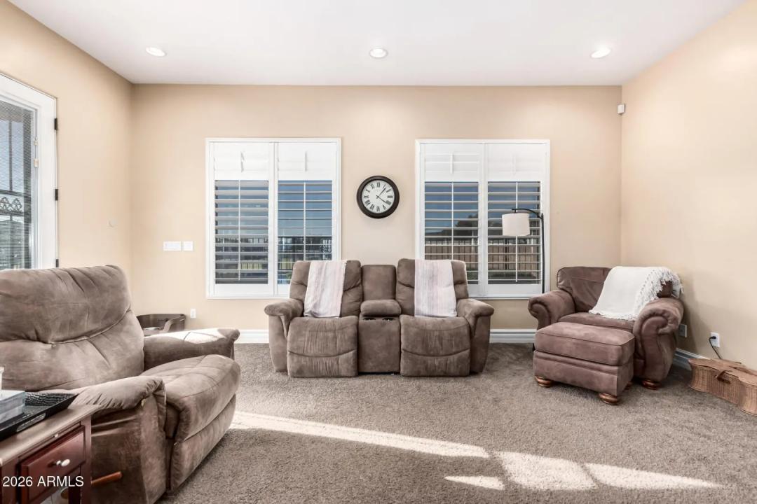 Real Estate Picture 21