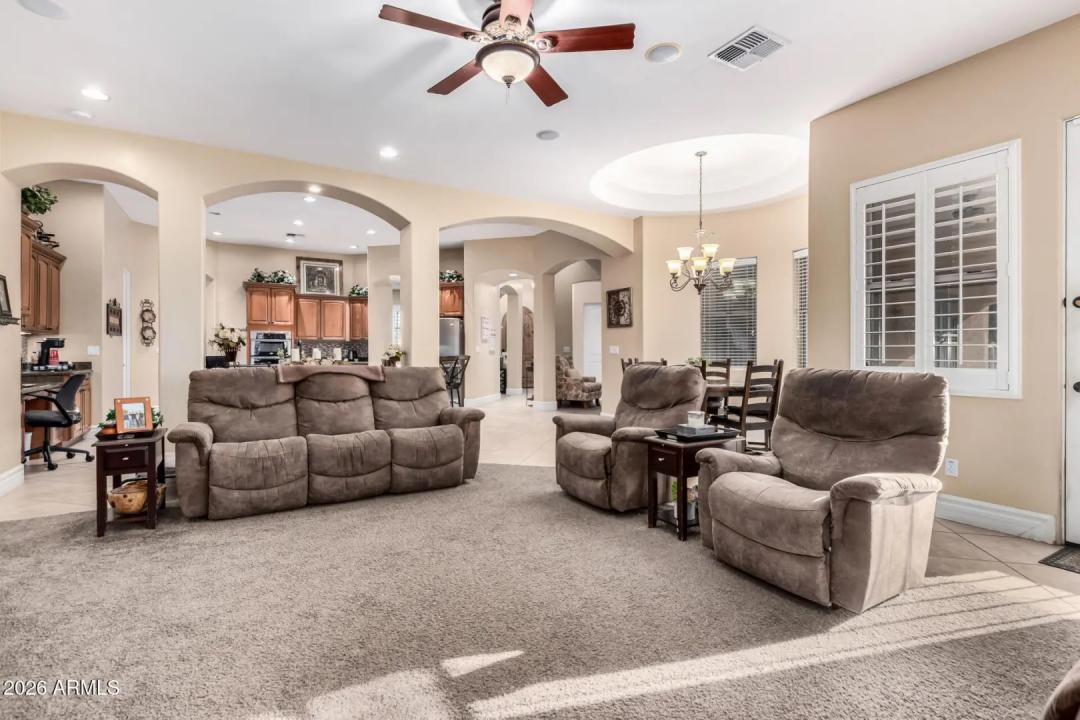 Real Estate Picture 19