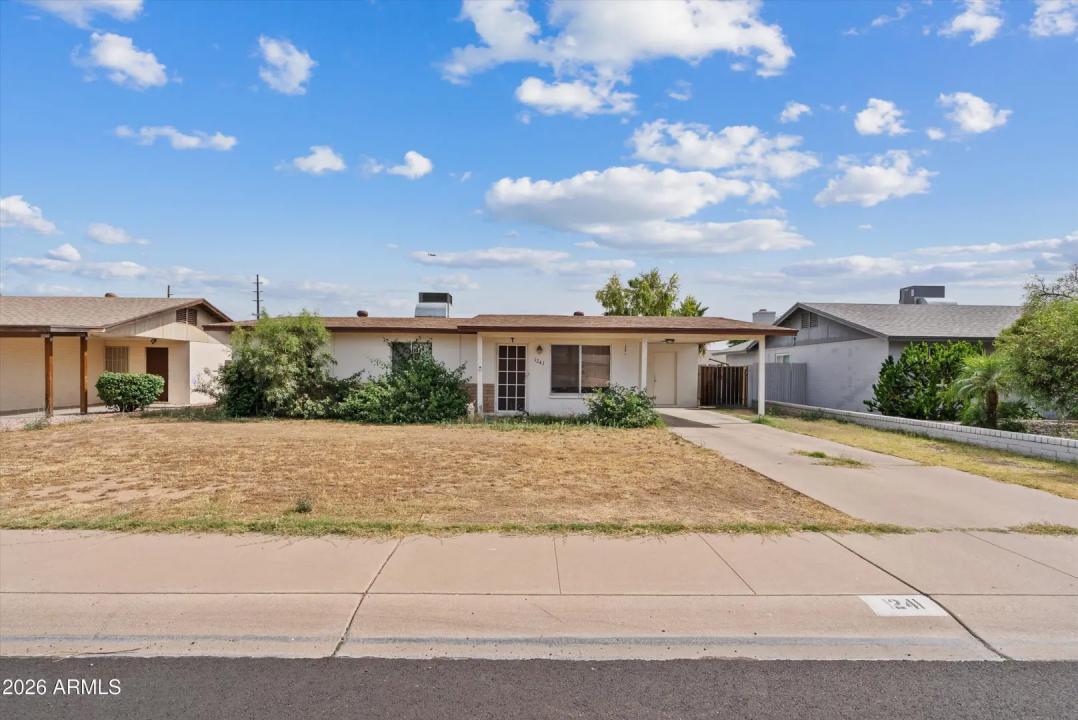 Real Estate Picture 1
