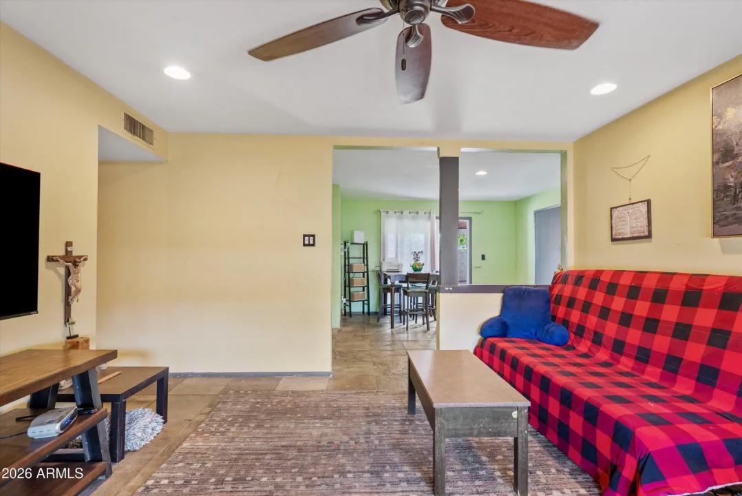 Real Estate Picture 2