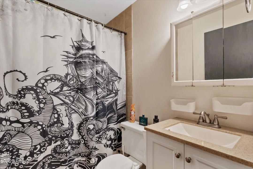 Real Estate Picture 13