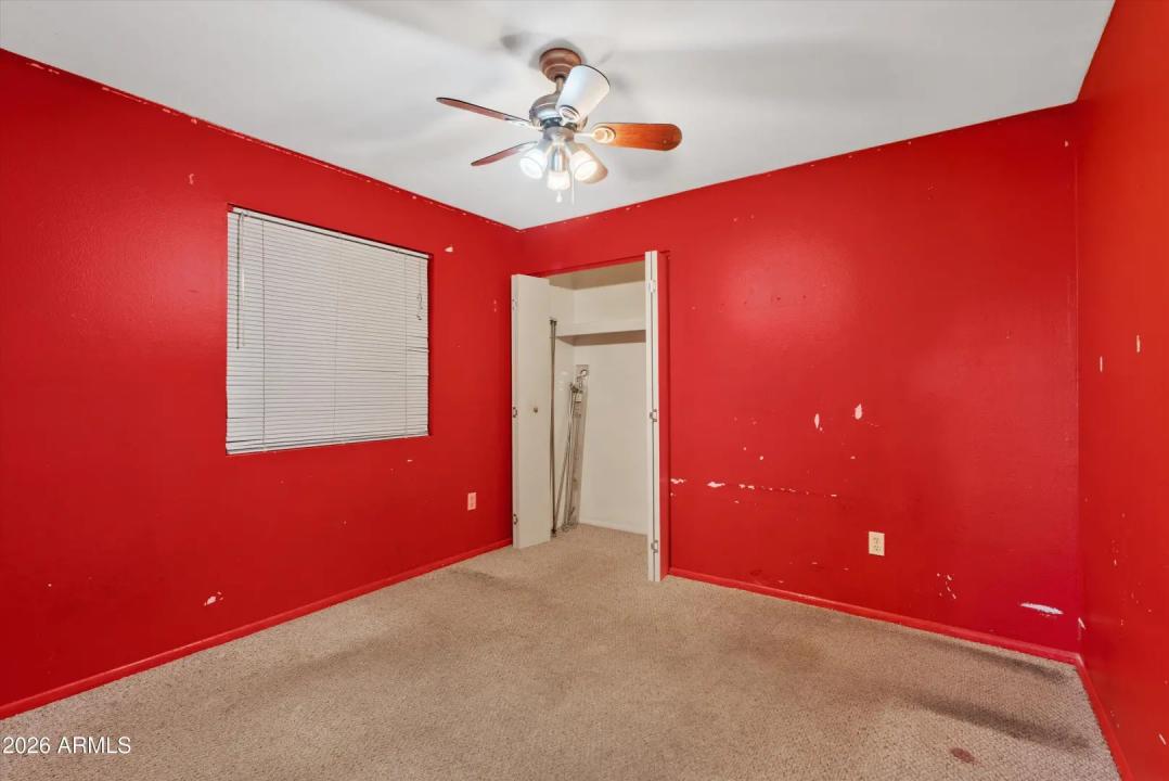 Real Estate Picture 16