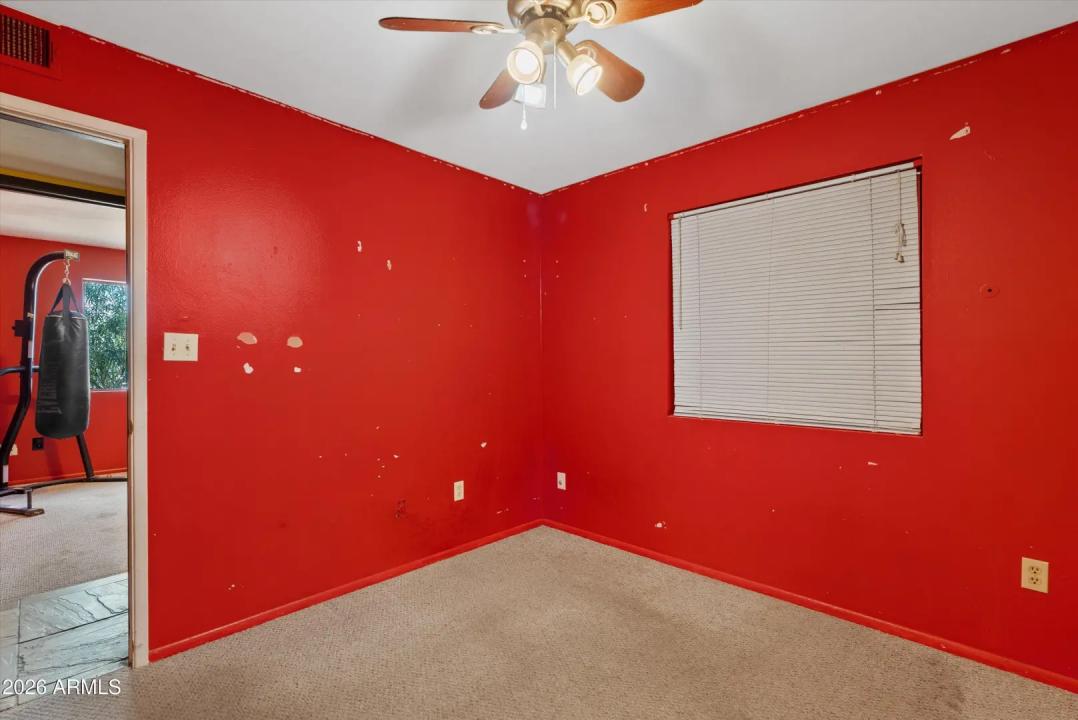 Real Estate Picture 17