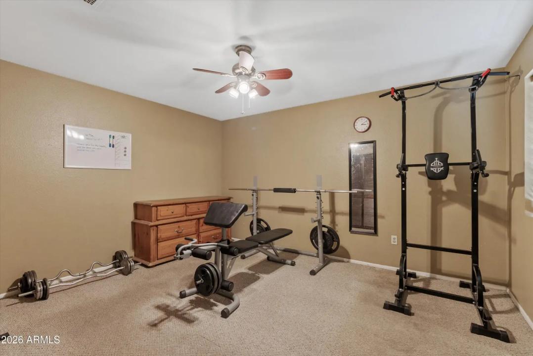 Real Estate Picture 18