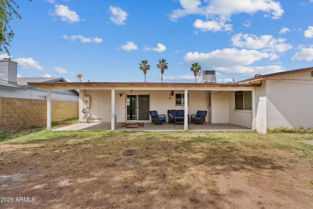 Real Estate Picture 23