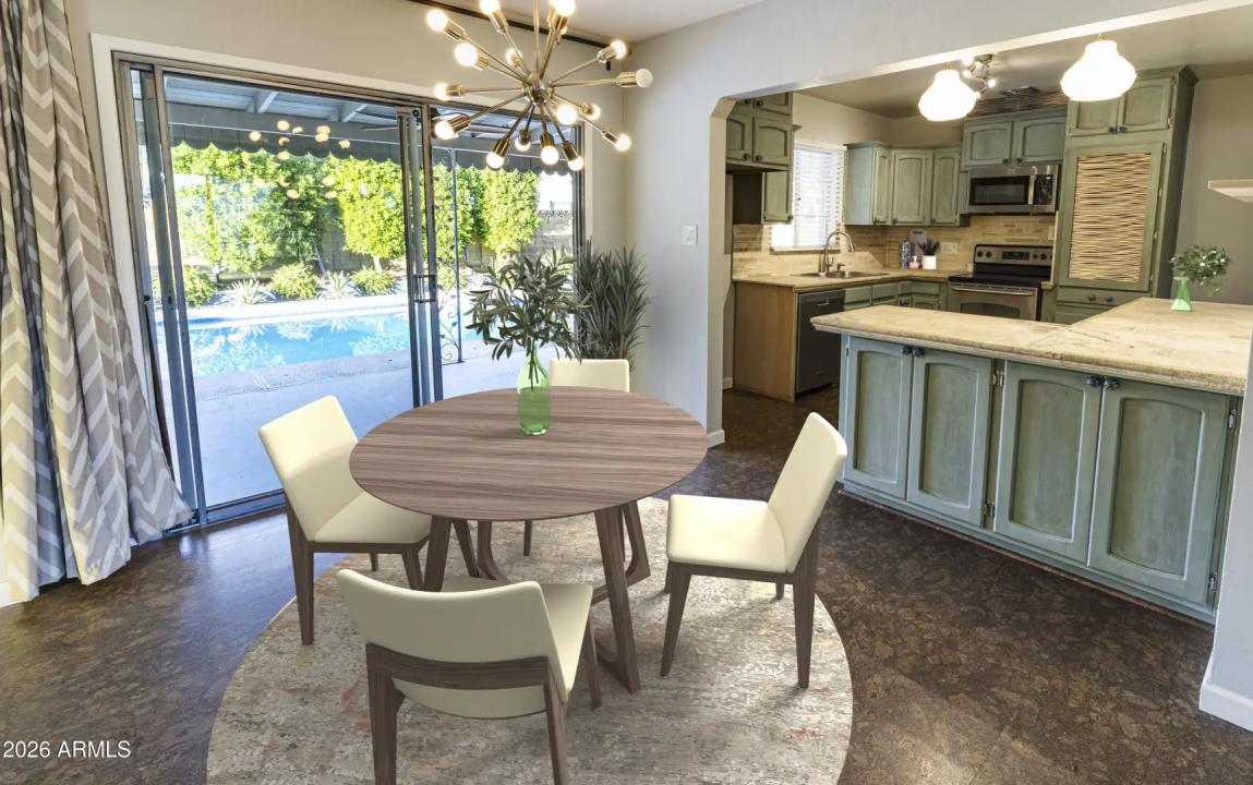 Real Estate Picture 3