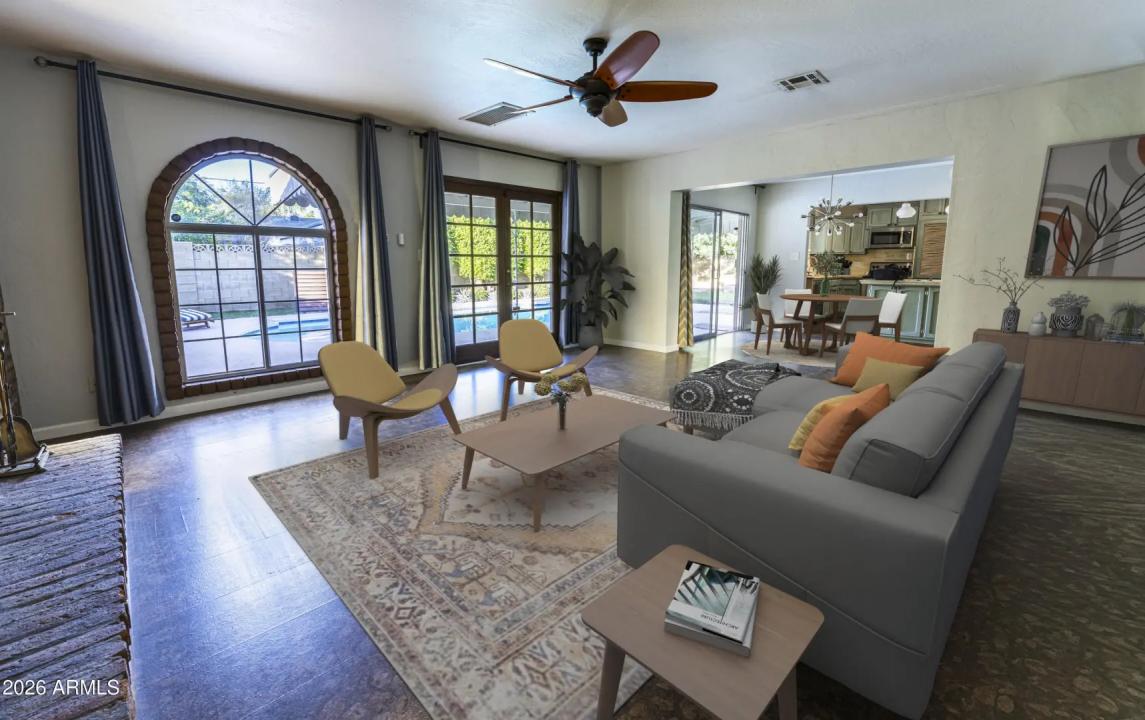 Real Estate Picture 6