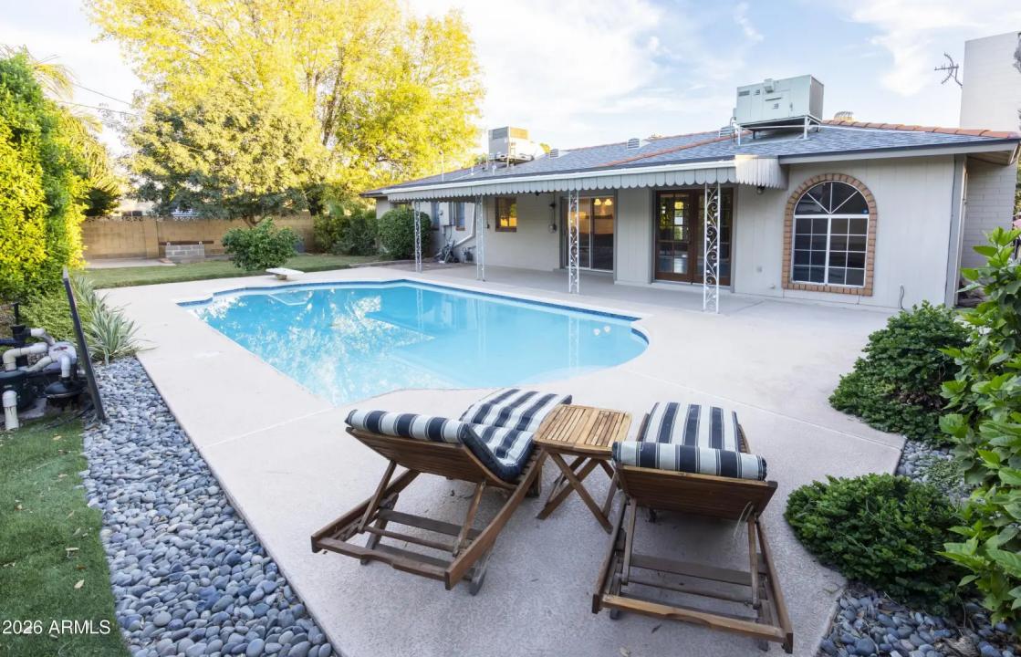 Real Estate Picture 2