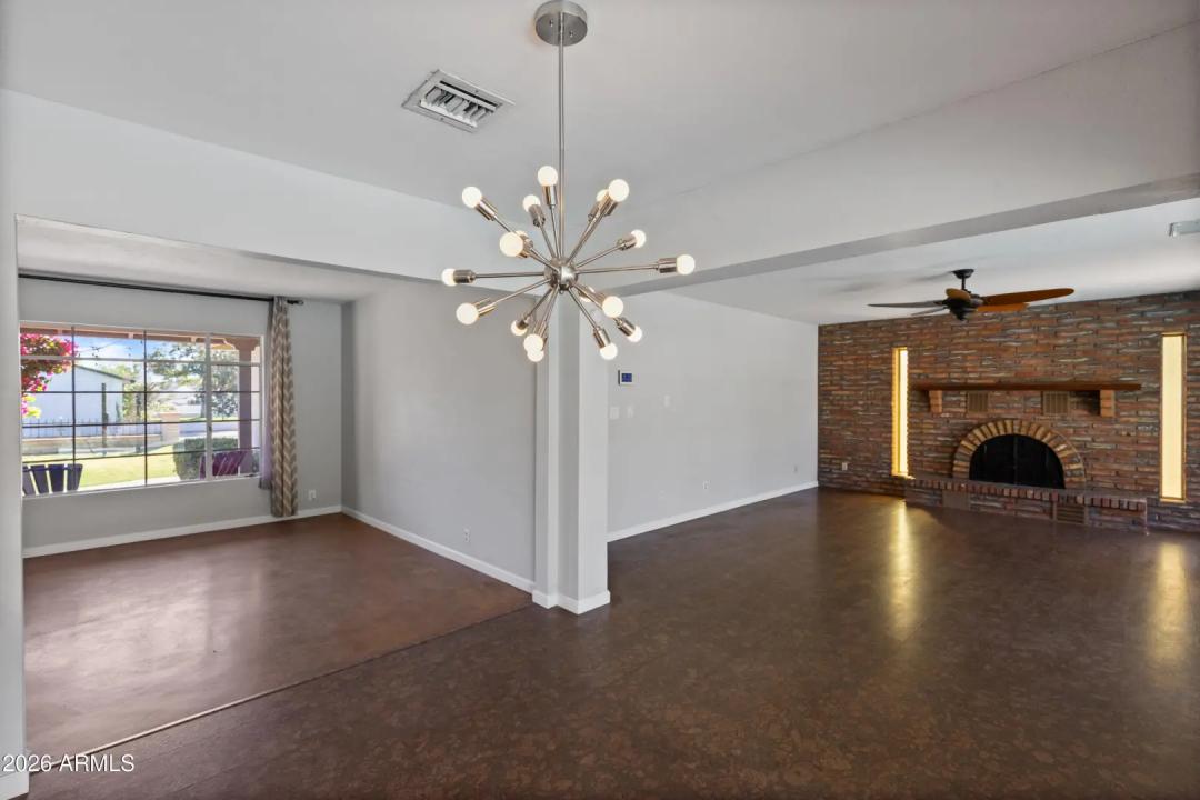 Real Estate Picture 15