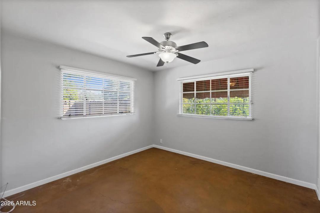 Real Estate Picture 21