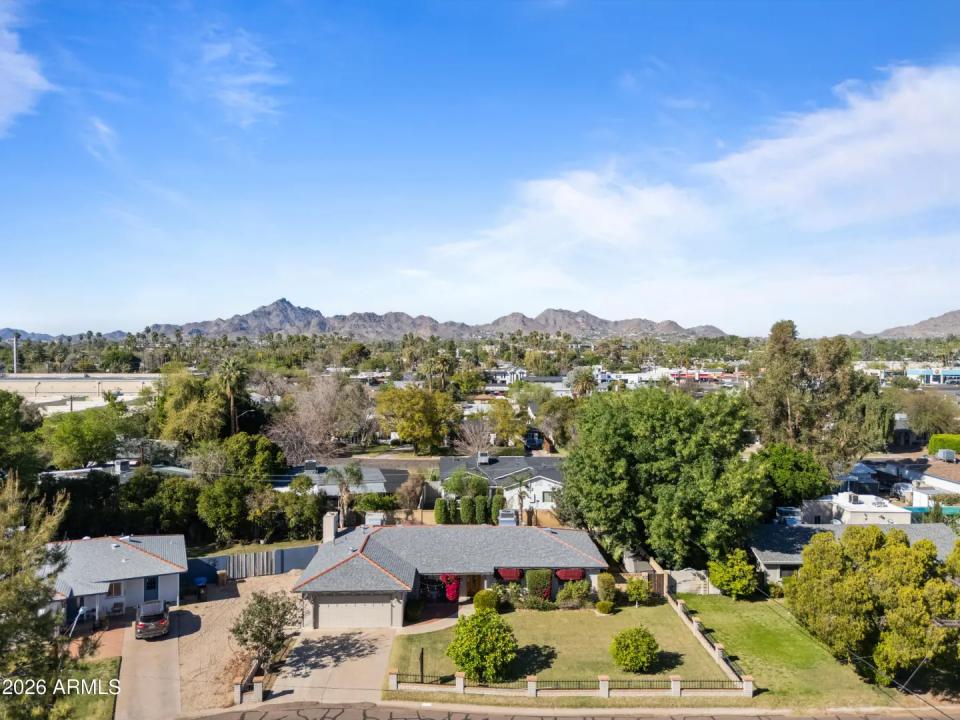 3506 E Fairmount Avenue Phoenix AZ 85018