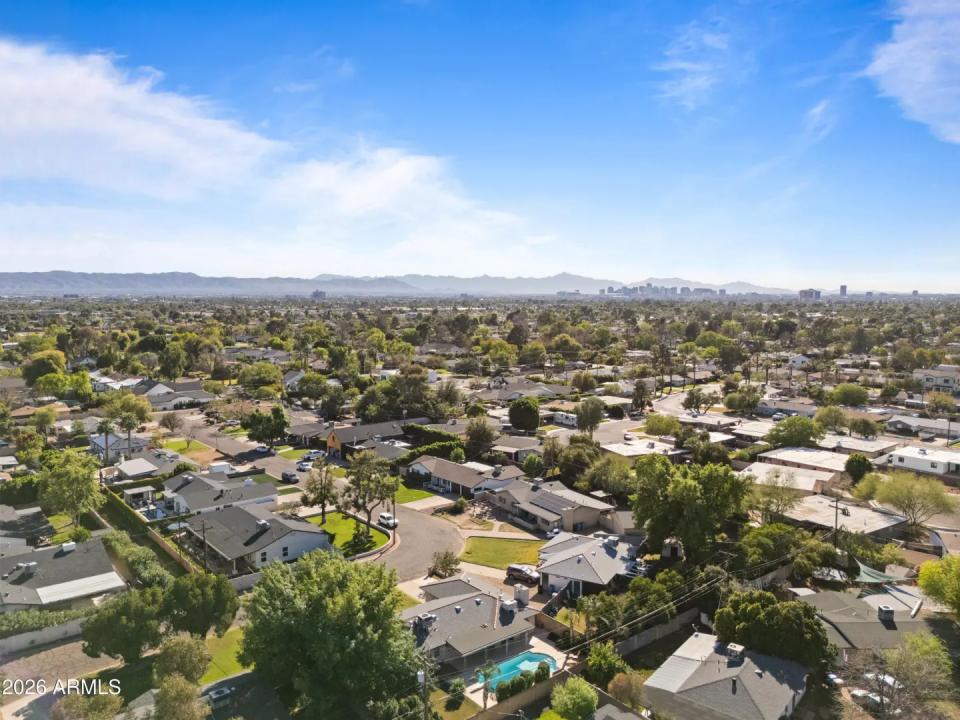 Real Estate Picture 31