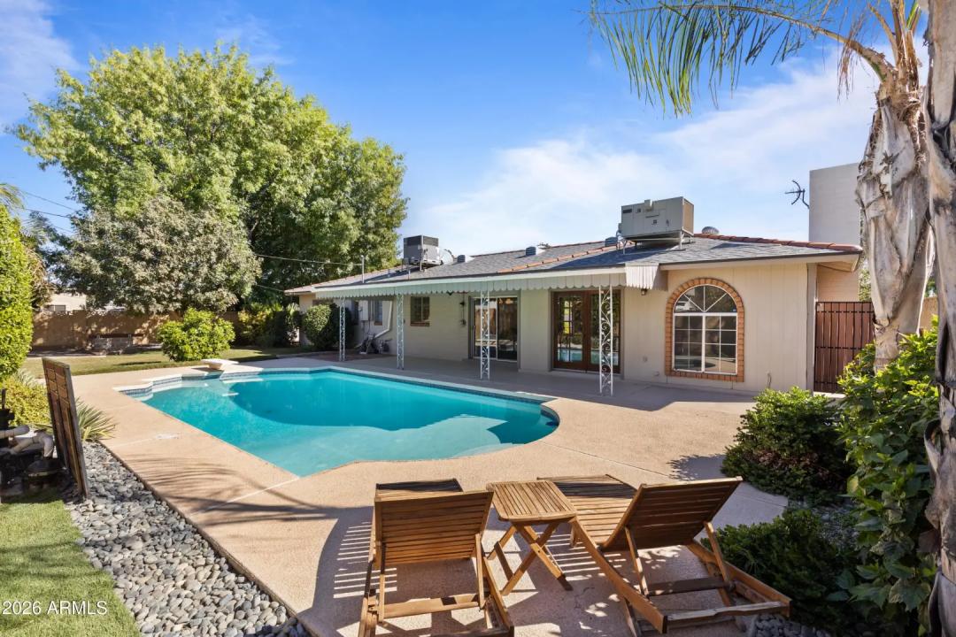 Real Estate Picture 33