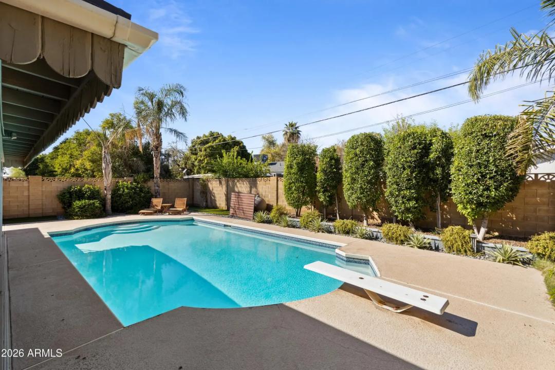 Real Estate Picture 40