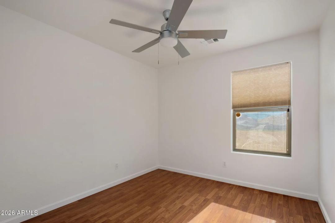 Real Estate Picture 31