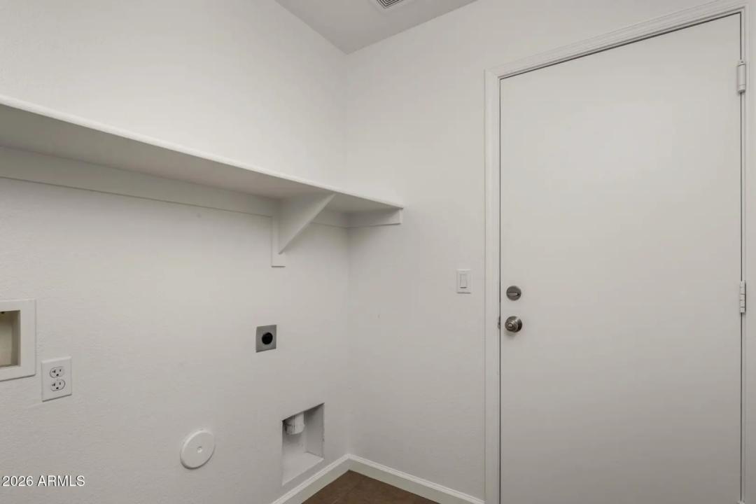 Real Estate Picture 30