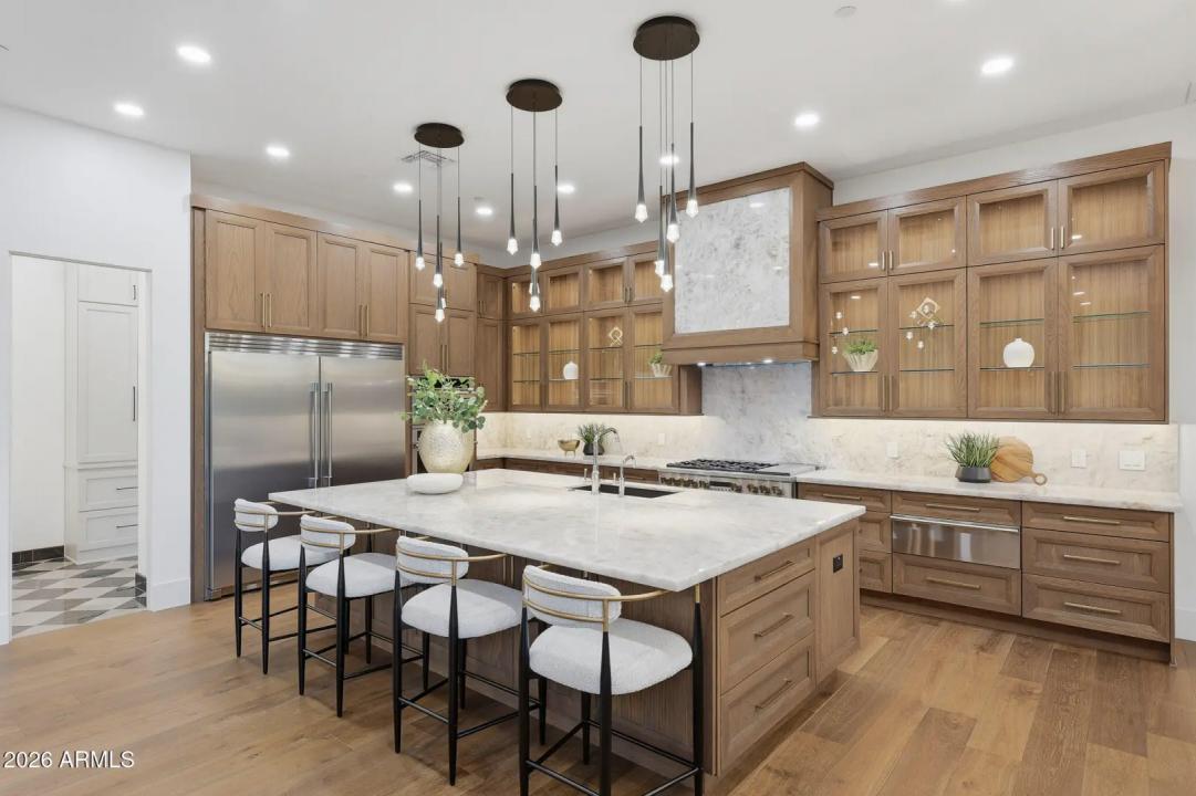 Real Estate Picture 15