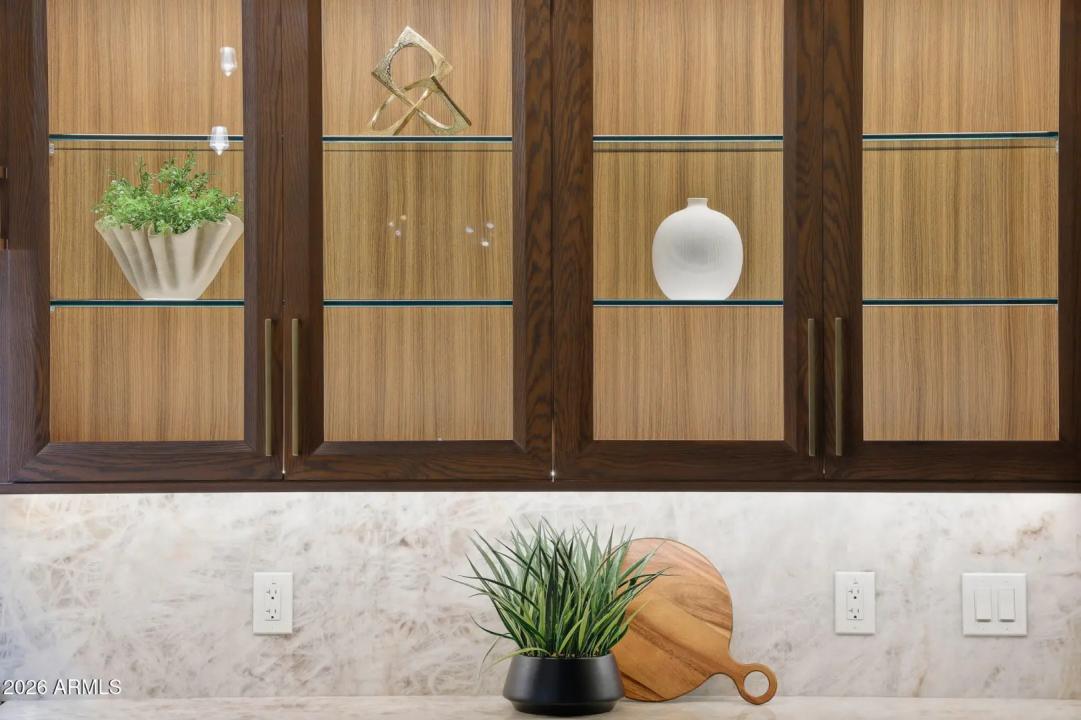 Real Estate Picture 17