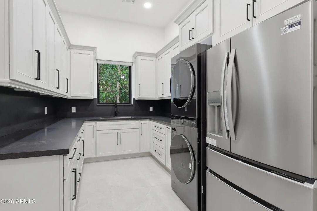 Real Estate Picture 61