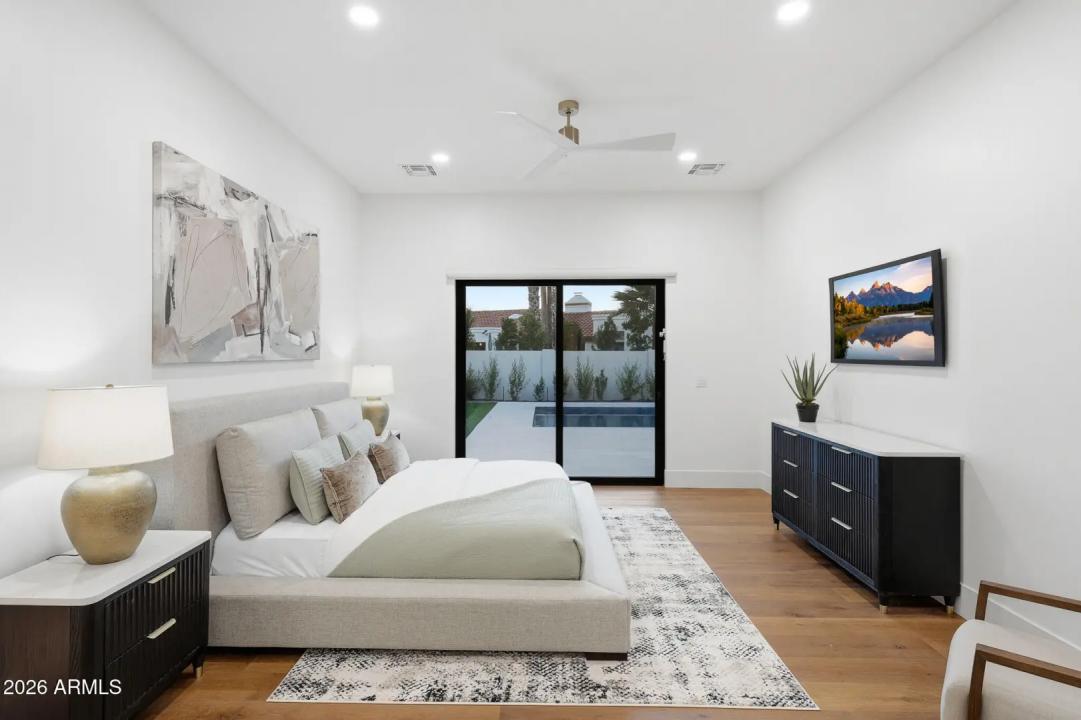 Real Estate Picture 31