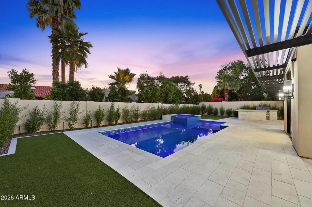 Real Estate Picture 57