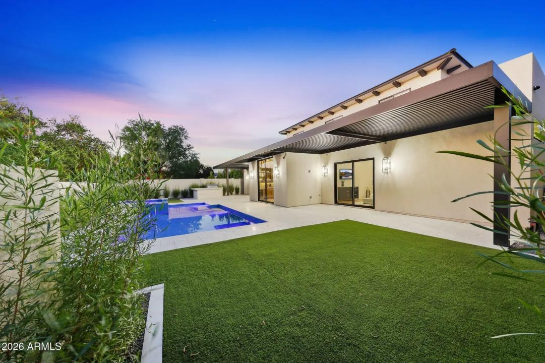 Real Estate Picture 55