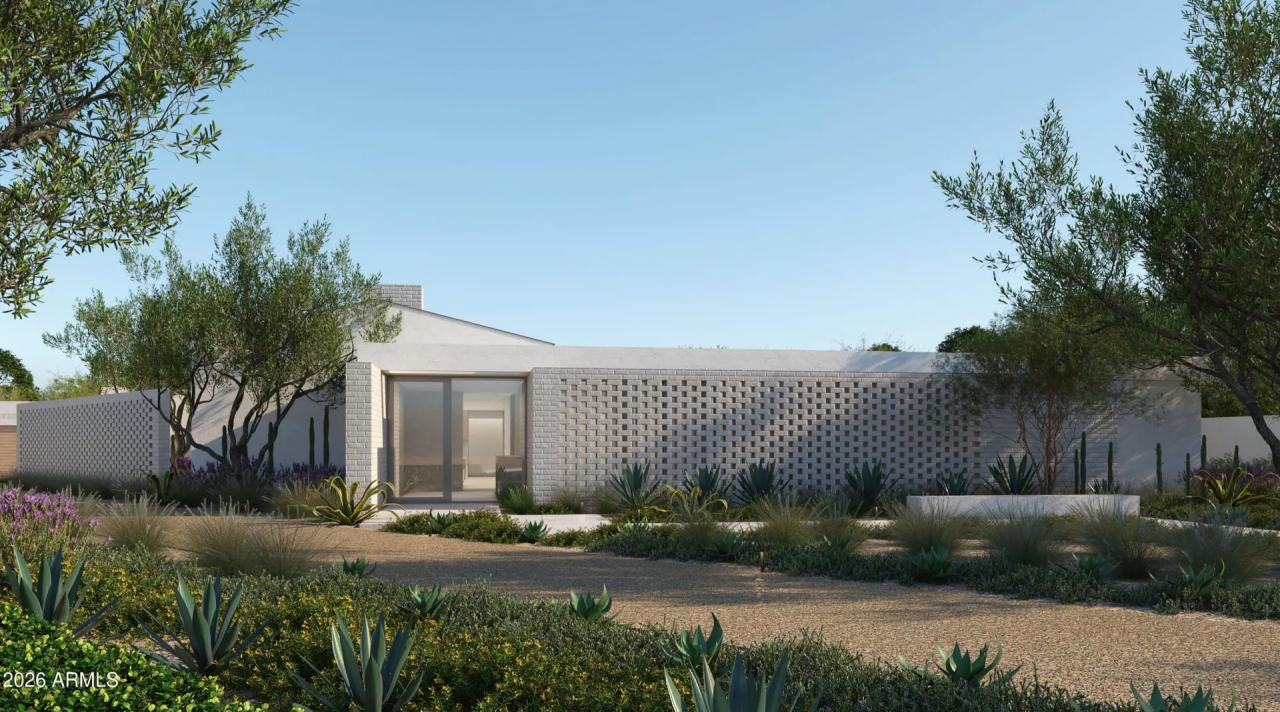 Real Estate Picture 7