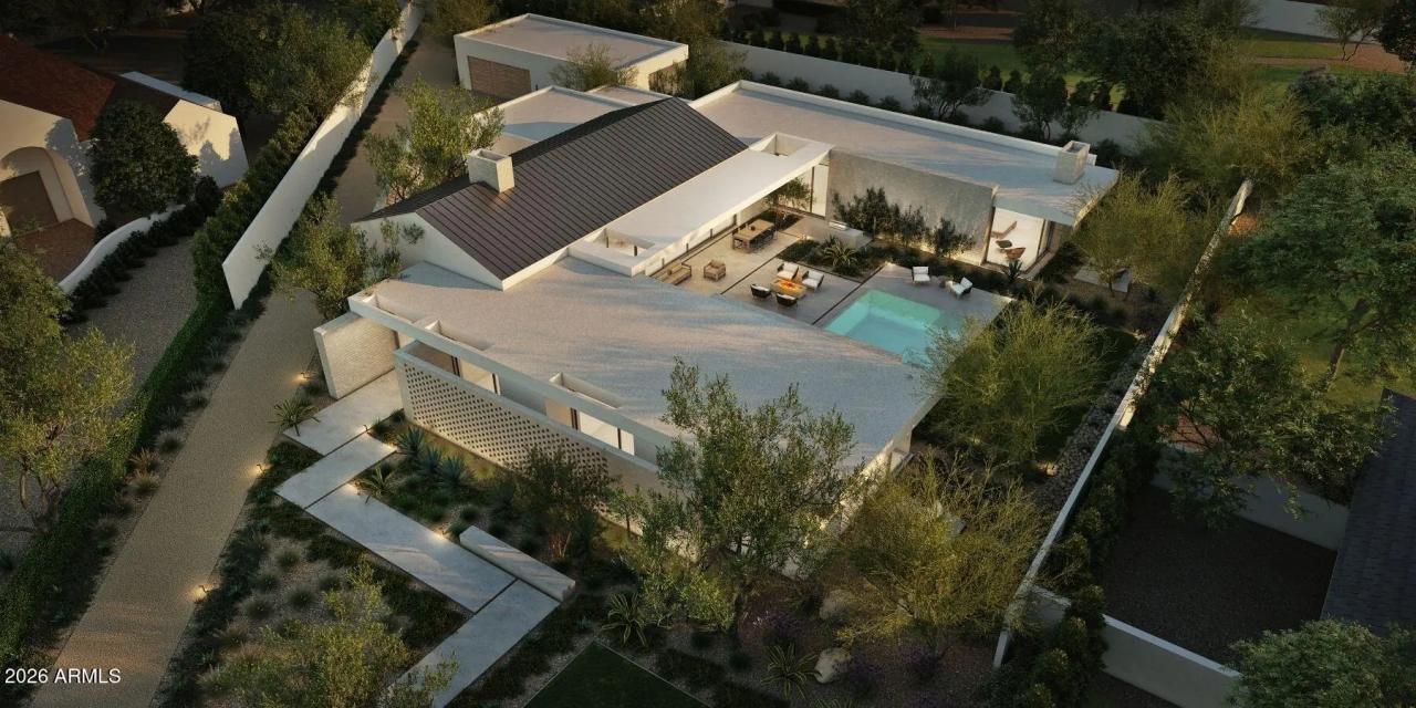 Real Estate Picture 6