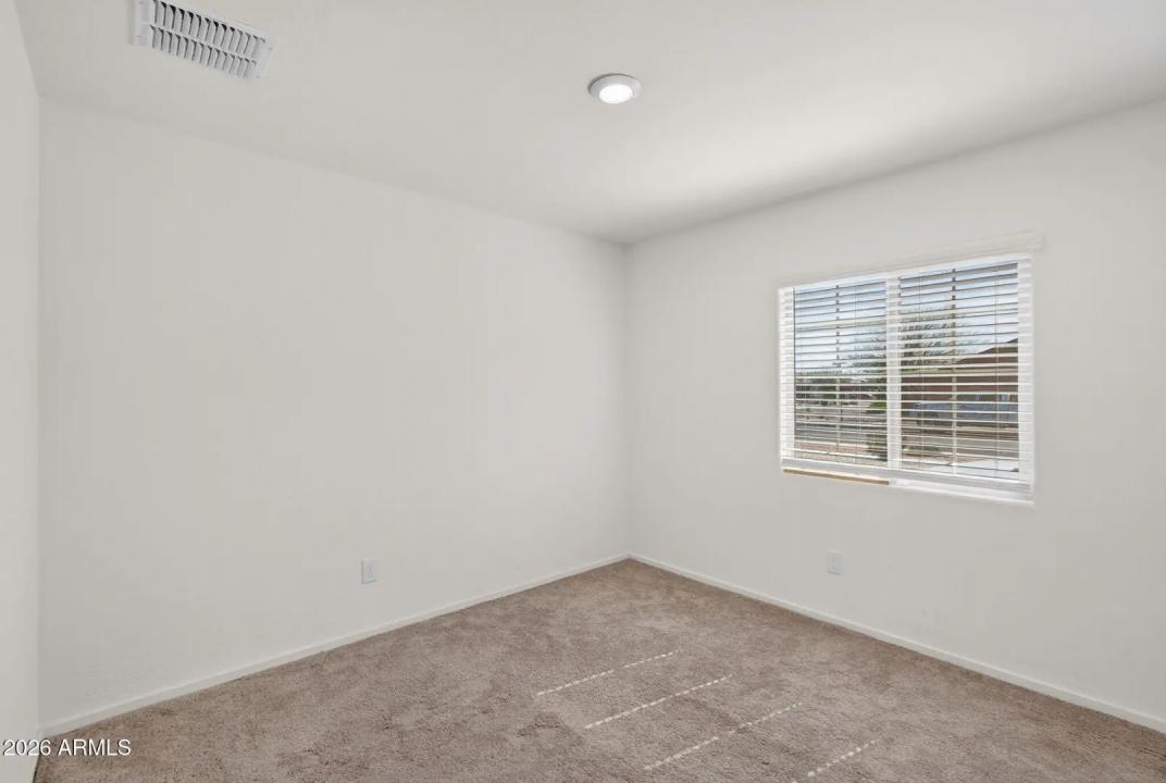 Real Estate Picture 26