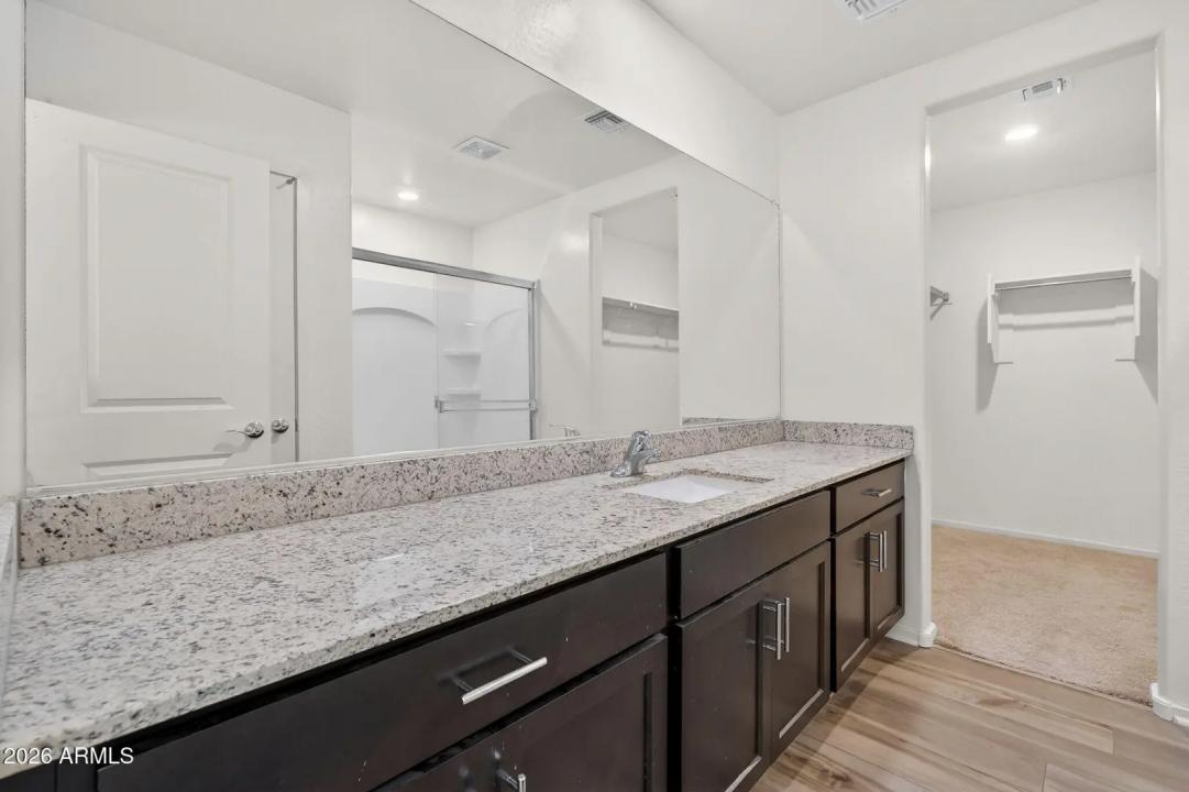 Real Estate Picture 31