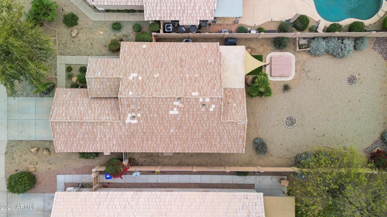 Real Estate Picture 20