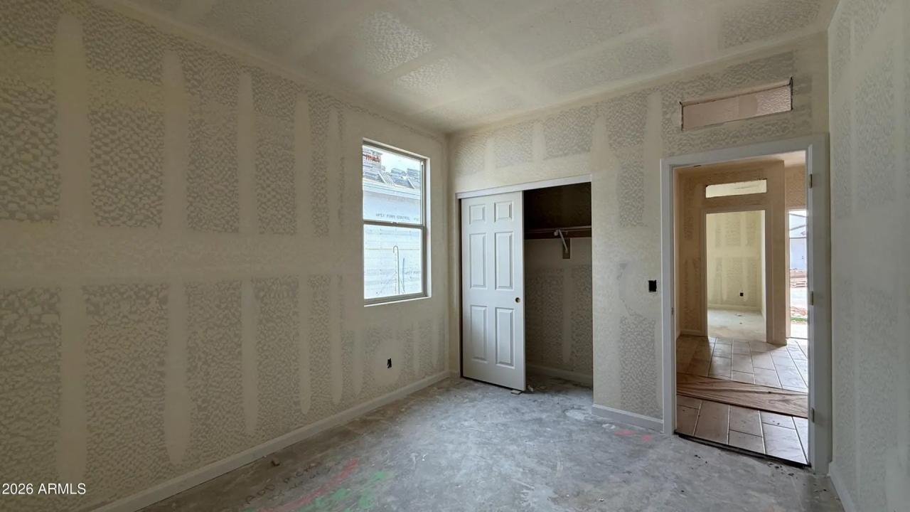 Real Estate Picture 6