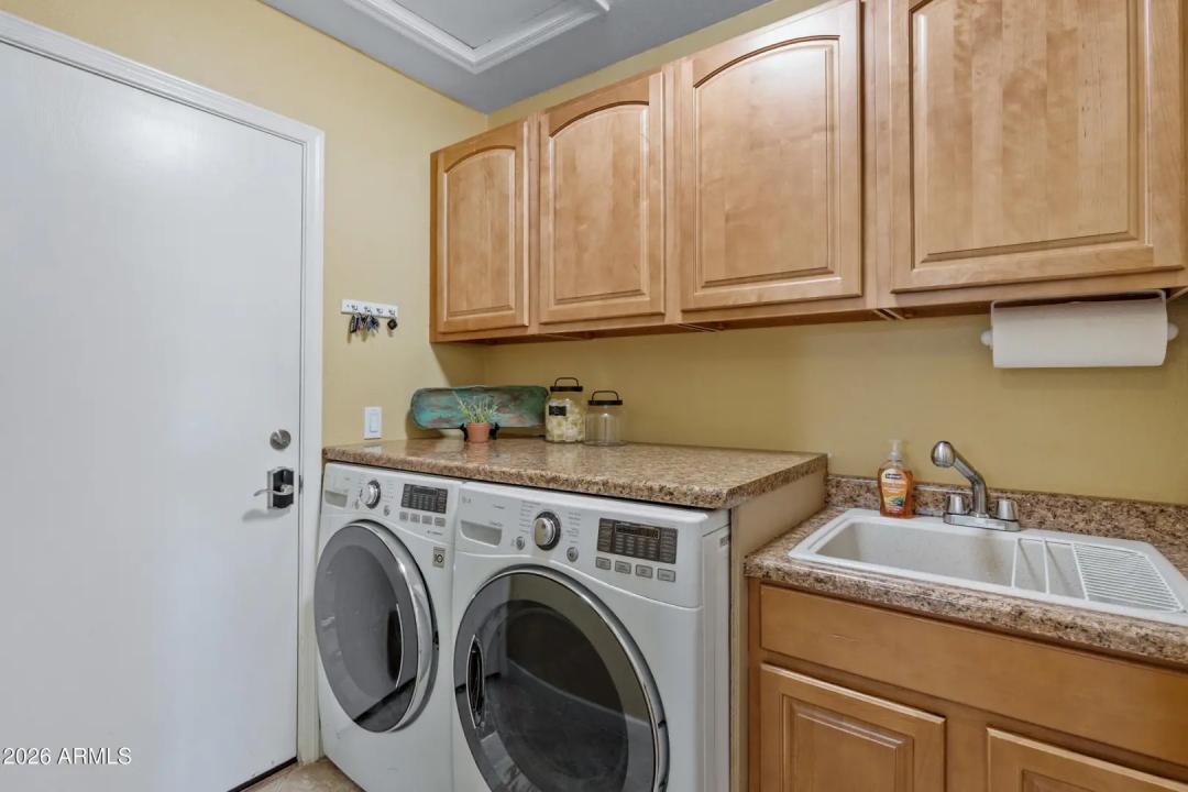 Real Estate Picture 31