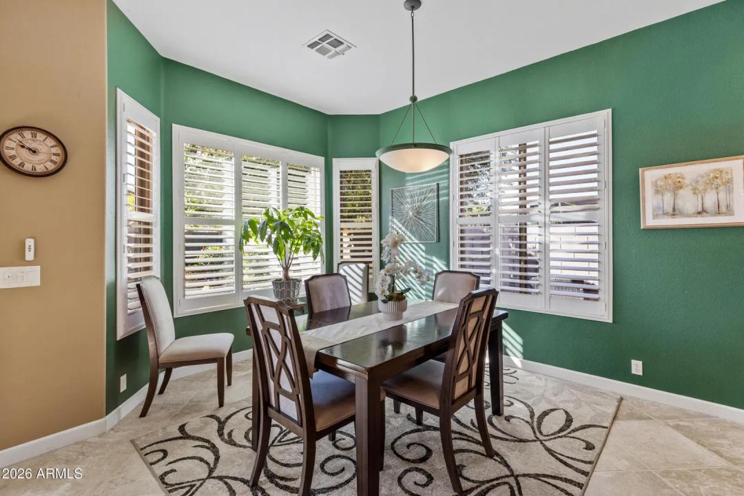 Real Estate Picture 13