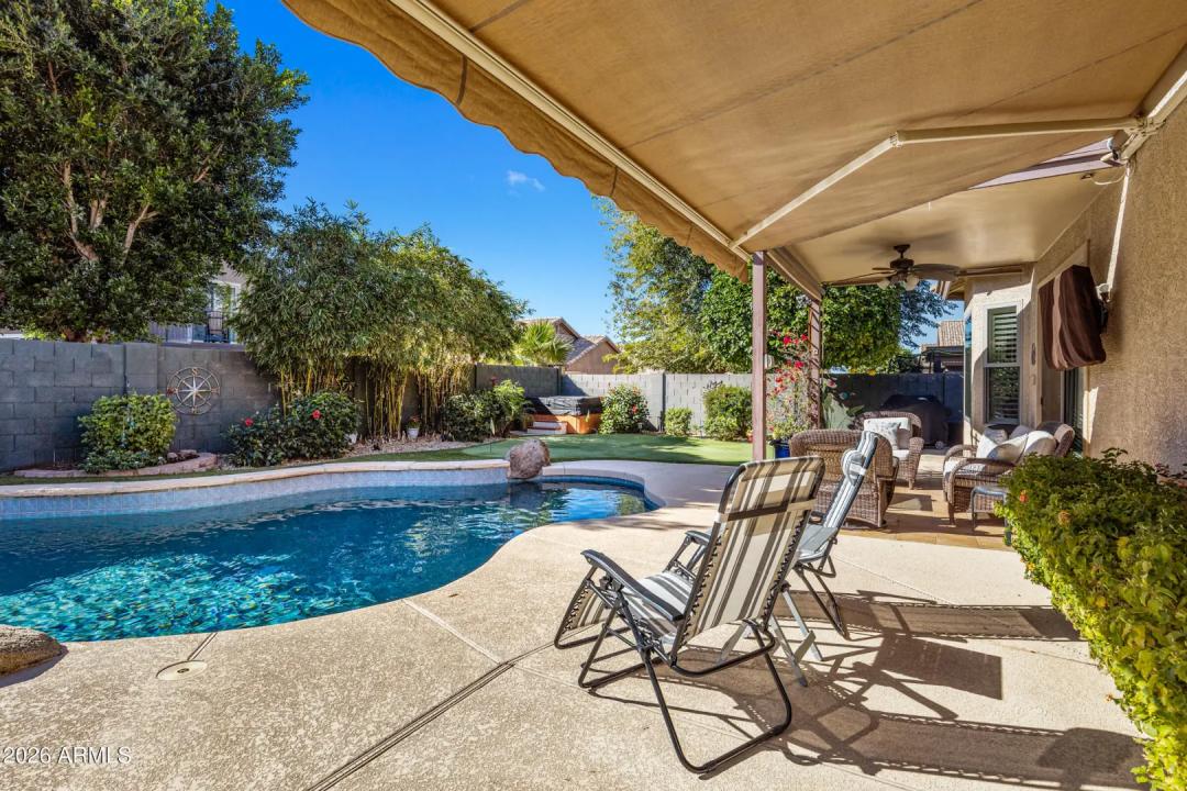 Real Estate Picture 32