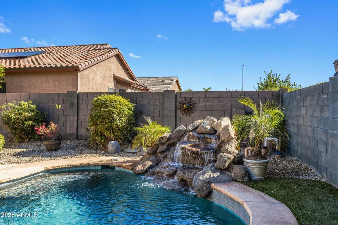 Real Estate Picture 35