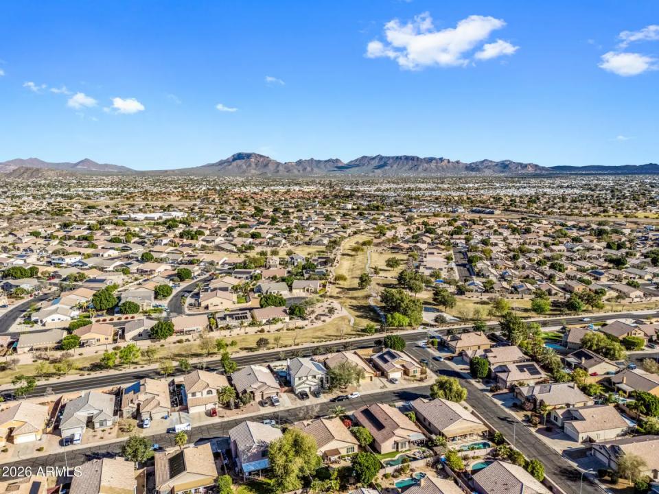 Real Estate Picture 55