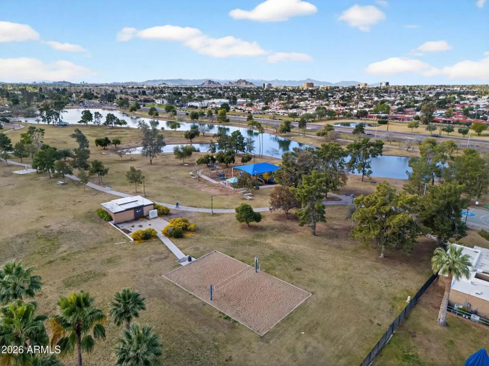 Real Estate Picture 41