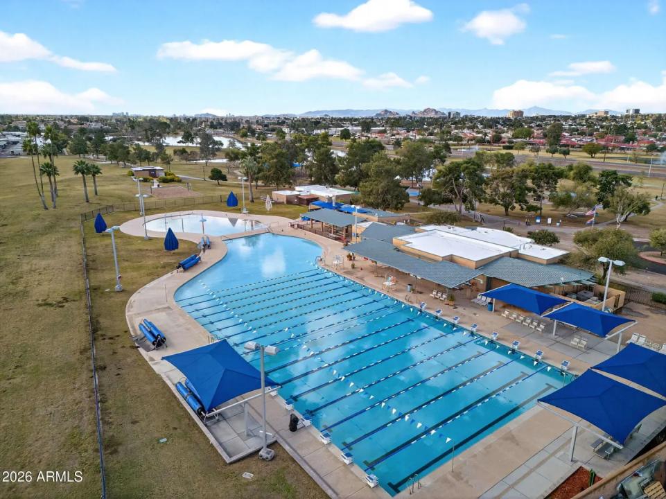 Real Estate Picture 48