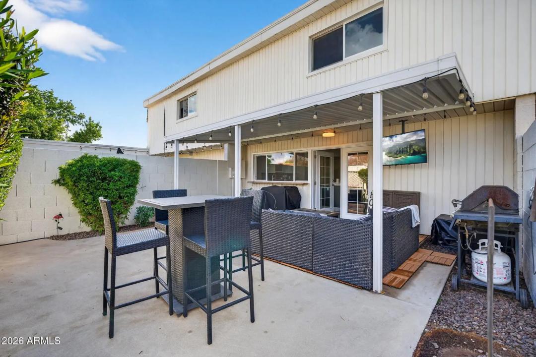 Real Estate Picture 33