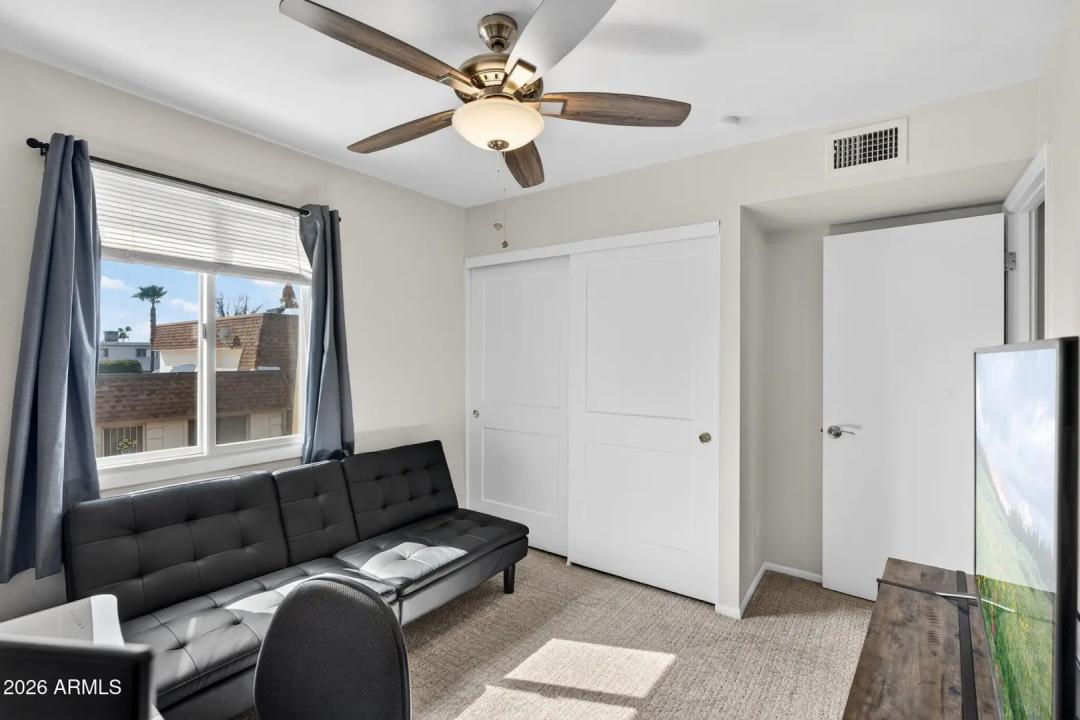 Real Estate Picture 26