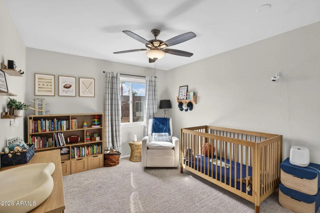 Real Estate Picture 23