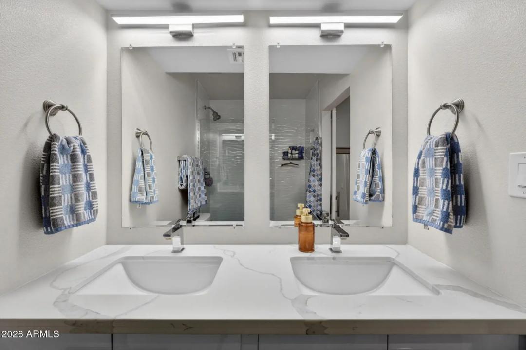 Real Estate Picture 20