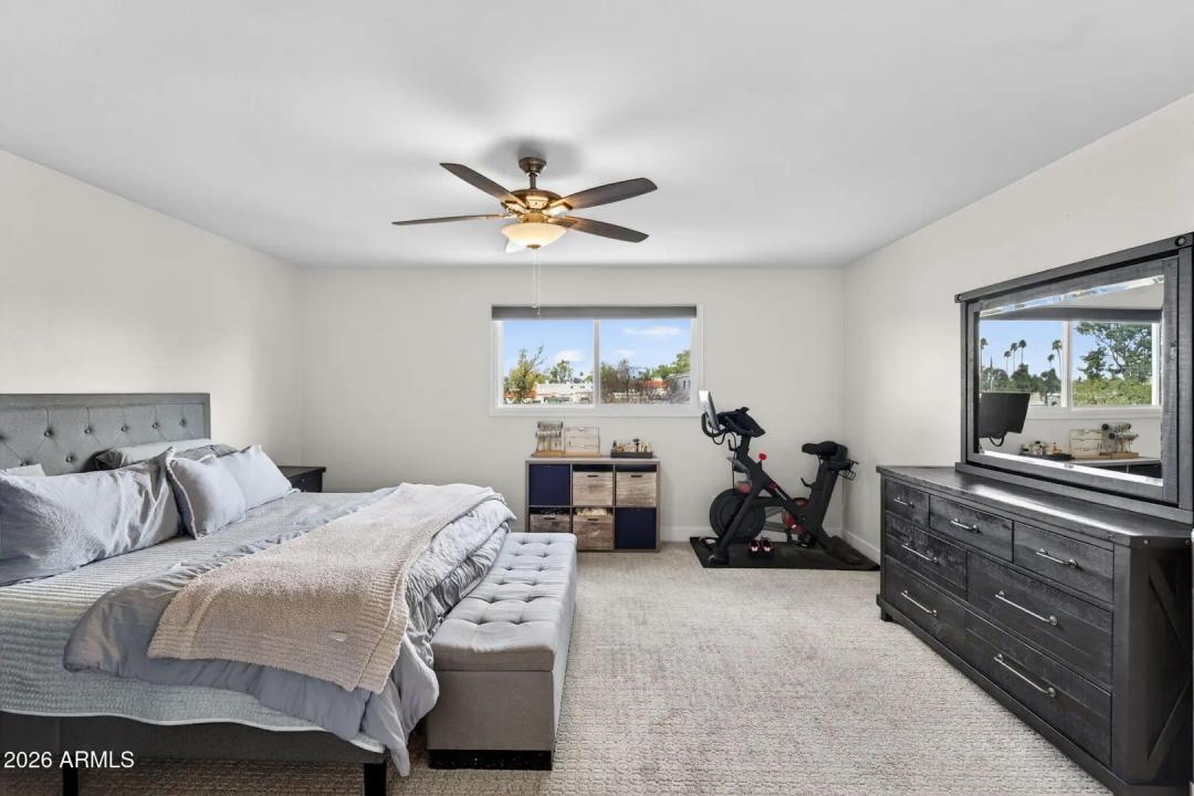 Real Estate Picture 18