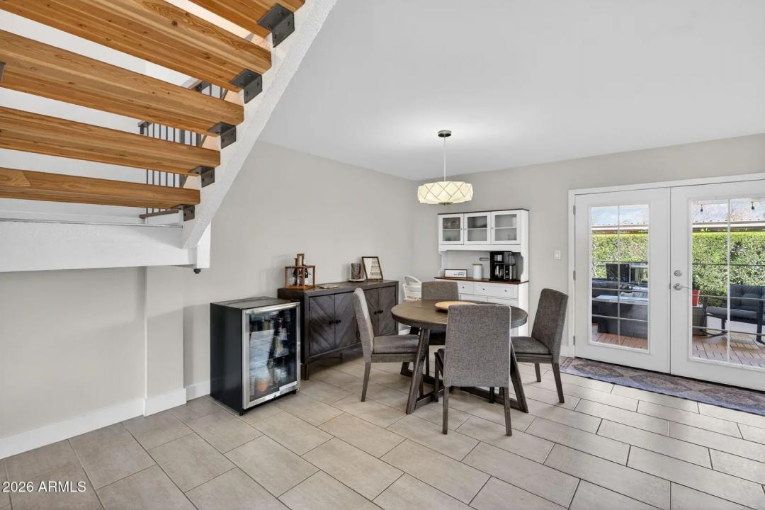 Real Estate Picture 15