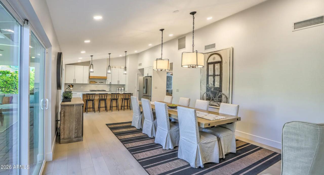 Real Estate Picture 16