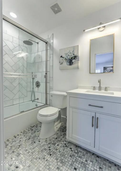 Real Estate Picture 26