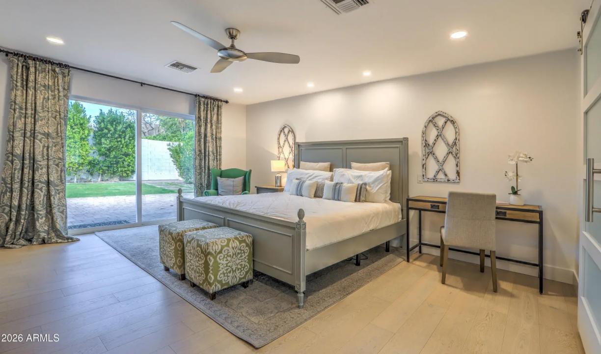 Real Estate Picture 8