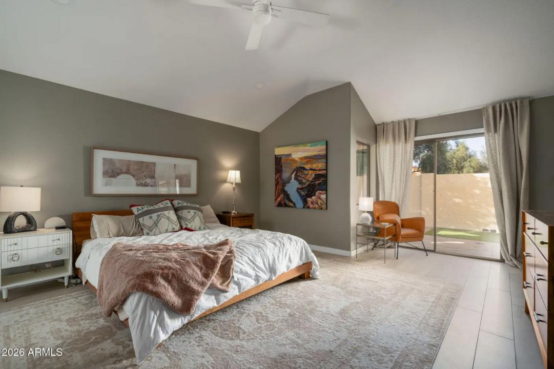 Real Estate Picture 13